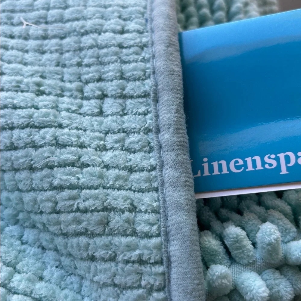 Winston Porter Linenspa Chenille Bath Mat, Aqua, 17